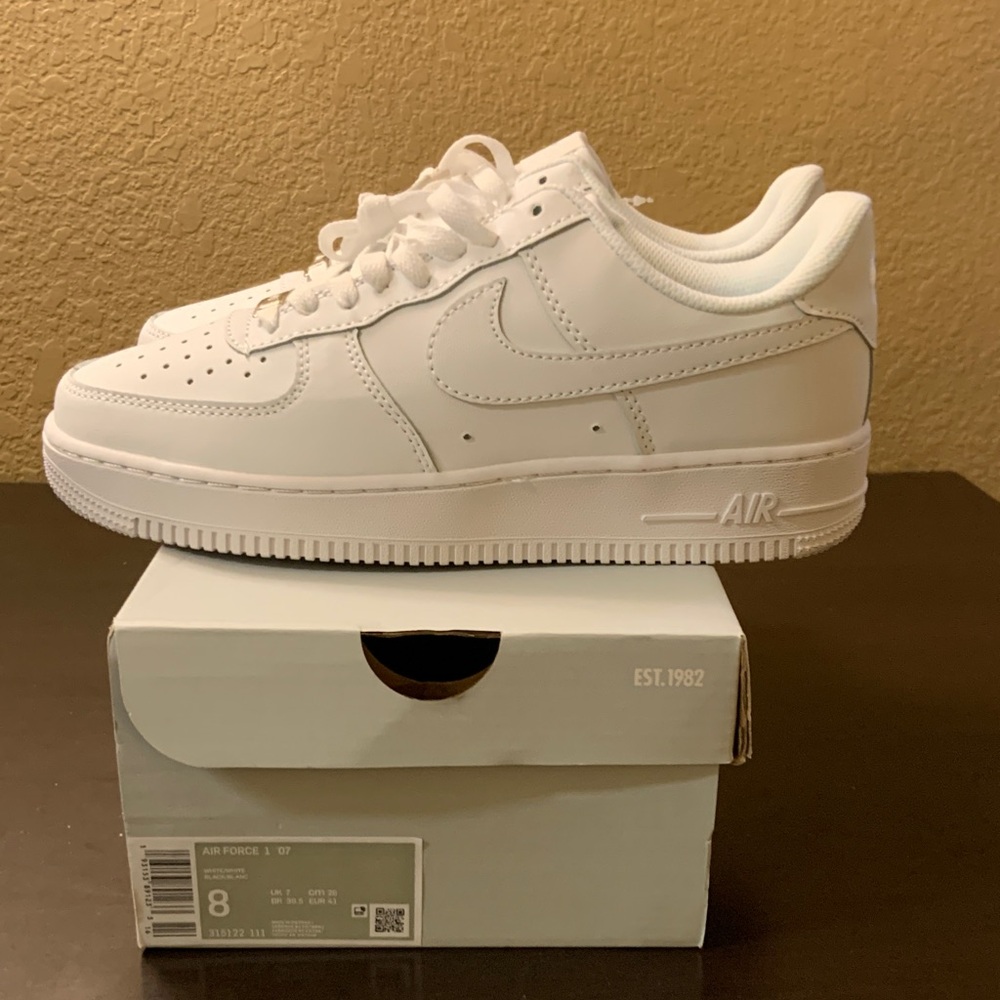 Nike Air Force 1 '07 White Sneakers